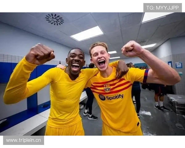 巴萨更衣室氛围升温,士气高涨备战新赛季挑战 巴萨更衣室氛围升温,士气高涨备战新赛季挑战