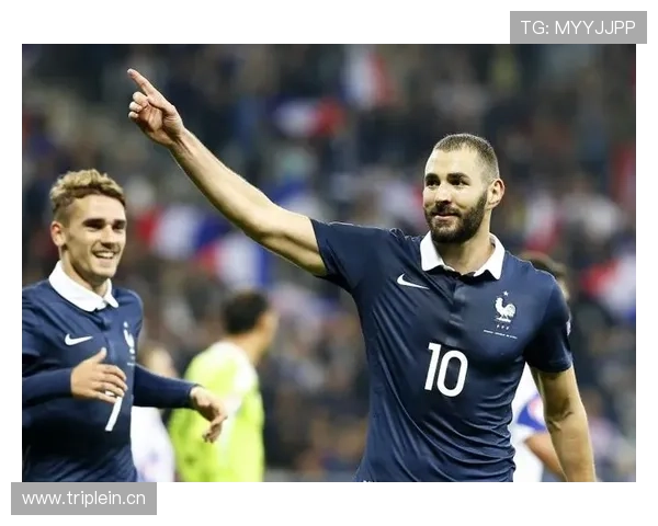 格列兹曼 vs 本泽马:法国队核心地位与战术价值对比 格列兹曼 vs 本泽马:法国队核心地位与战术价值对比